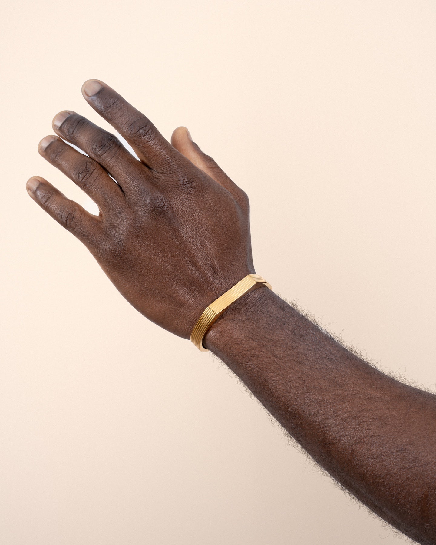WIDE AURELIA CUFF - IVILOSANGELES.COM
