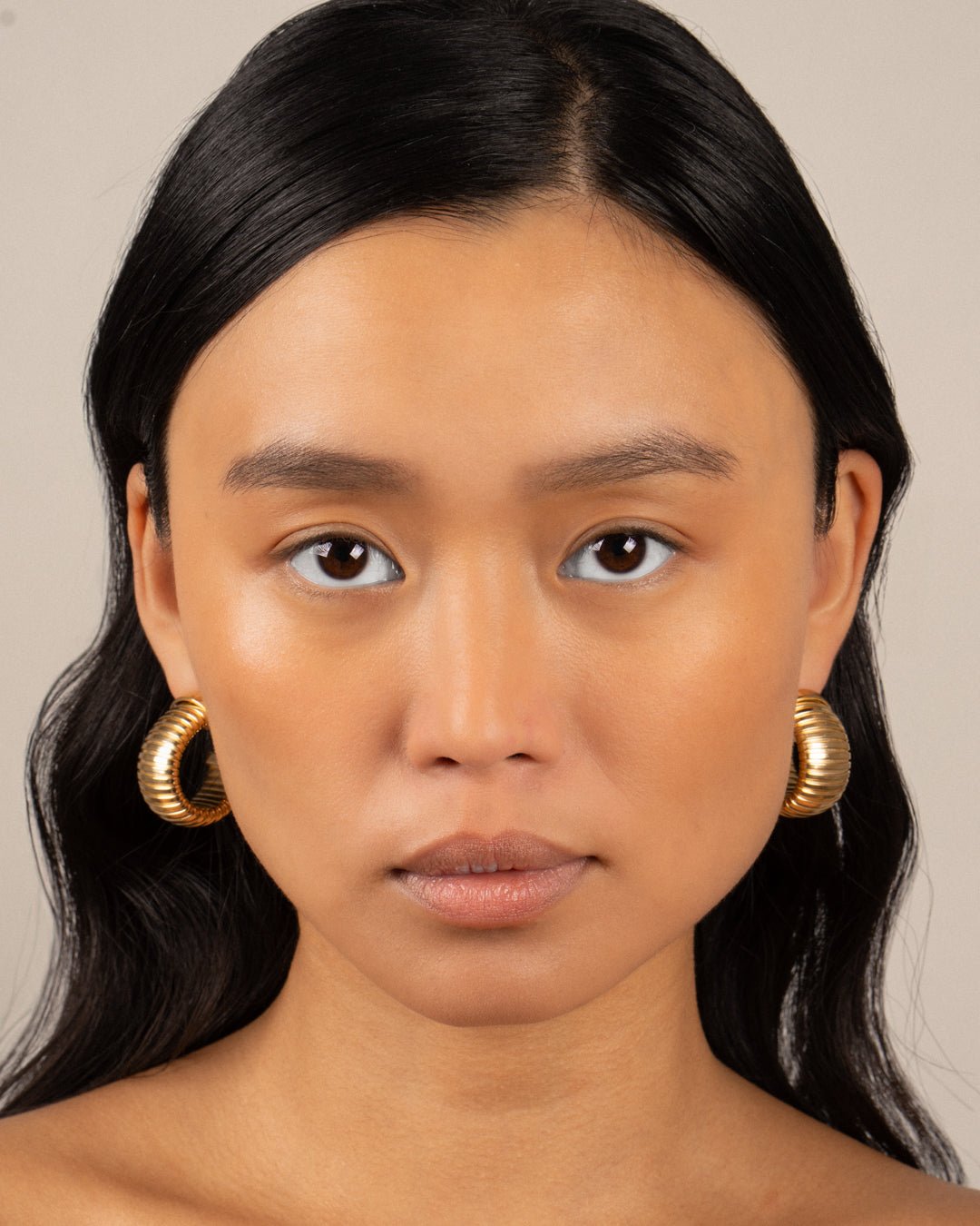 GAIA OVAL HOOPS - IVILOSANGELES.COM