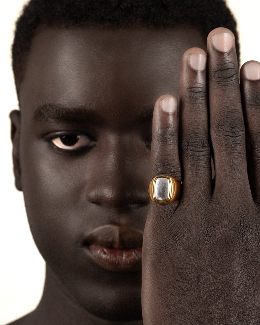 SMALL TOY SIGNET RING - IVILOSANGELES.COM