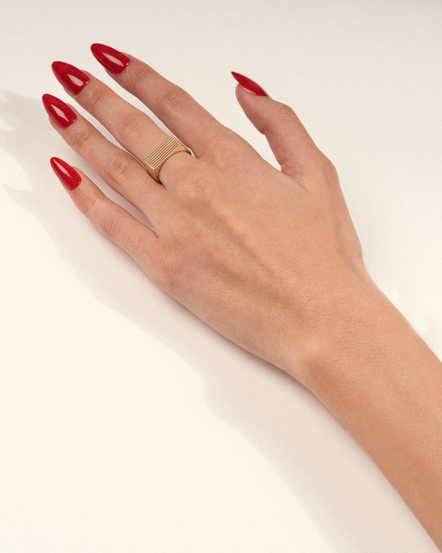 AURELIA SIGNET RING