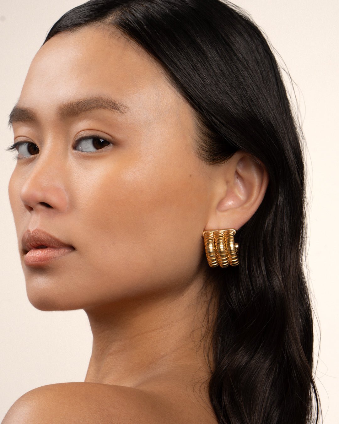 GAIA TRIPLE TWIST HOOPS - IVILOSANGELES.COM