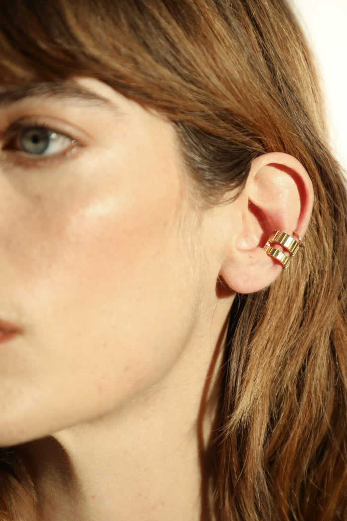SLOT EARCUFF - IVILOSANGELES.COM