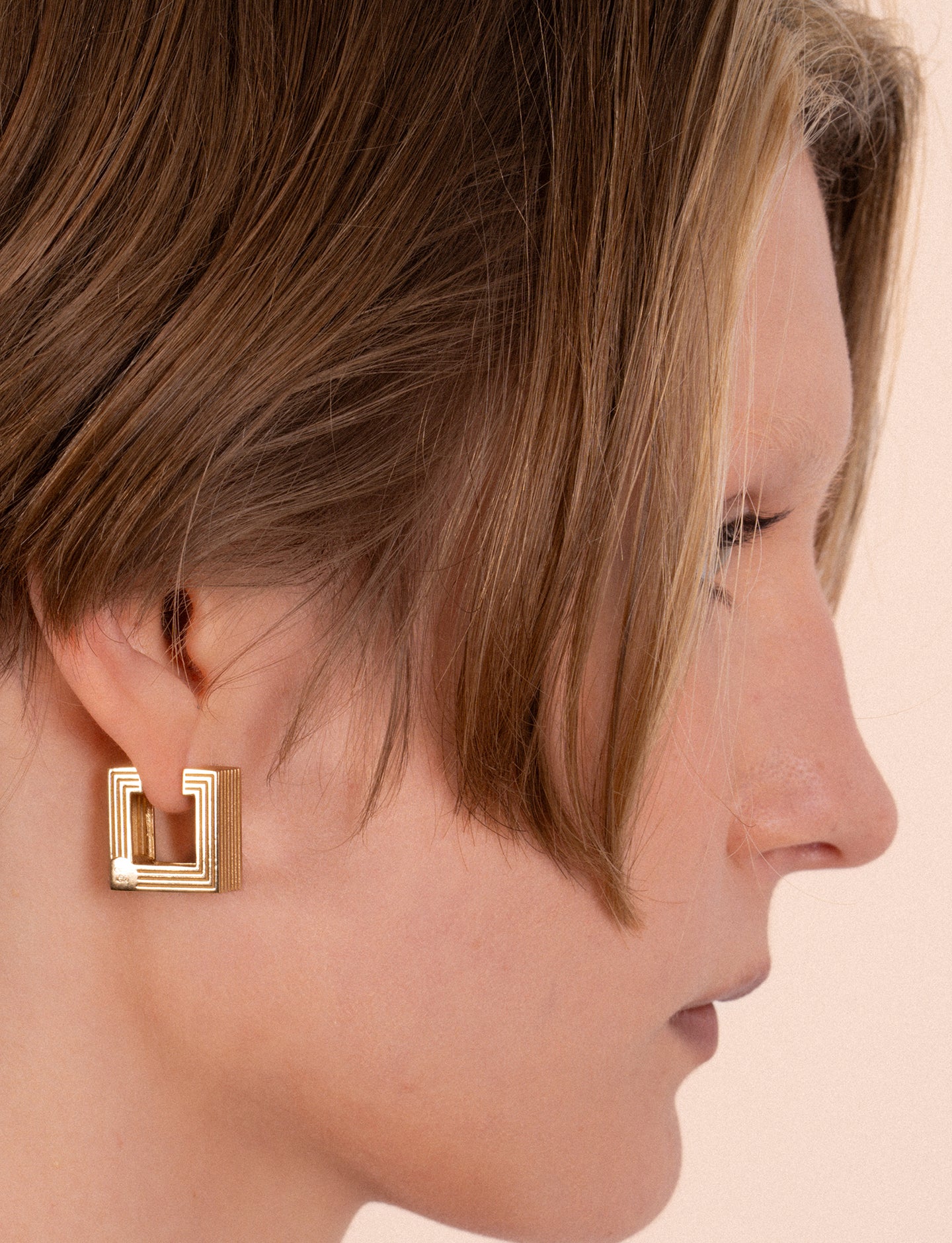 SMALL WIDE AURELIA HOOPS