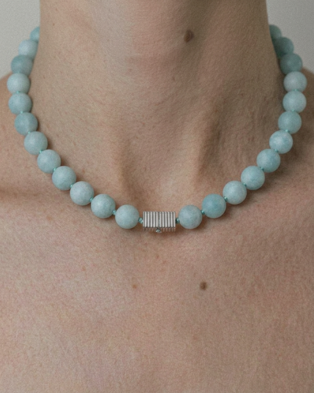KELLY AQUA NECKLACE