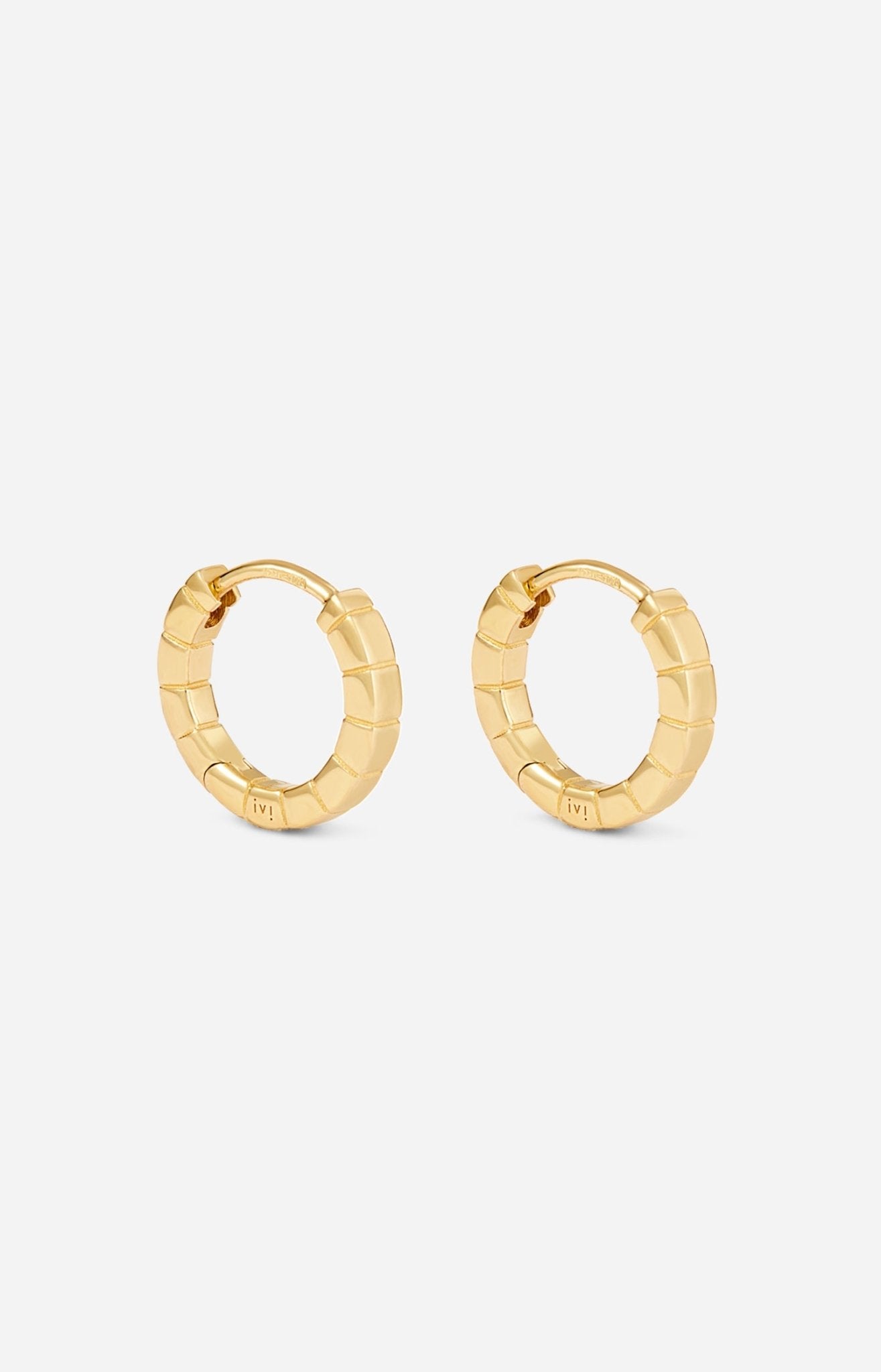 A pair of mini gold-plated Signore hoop earrings with a textured design, resembling a curving row of square beads.