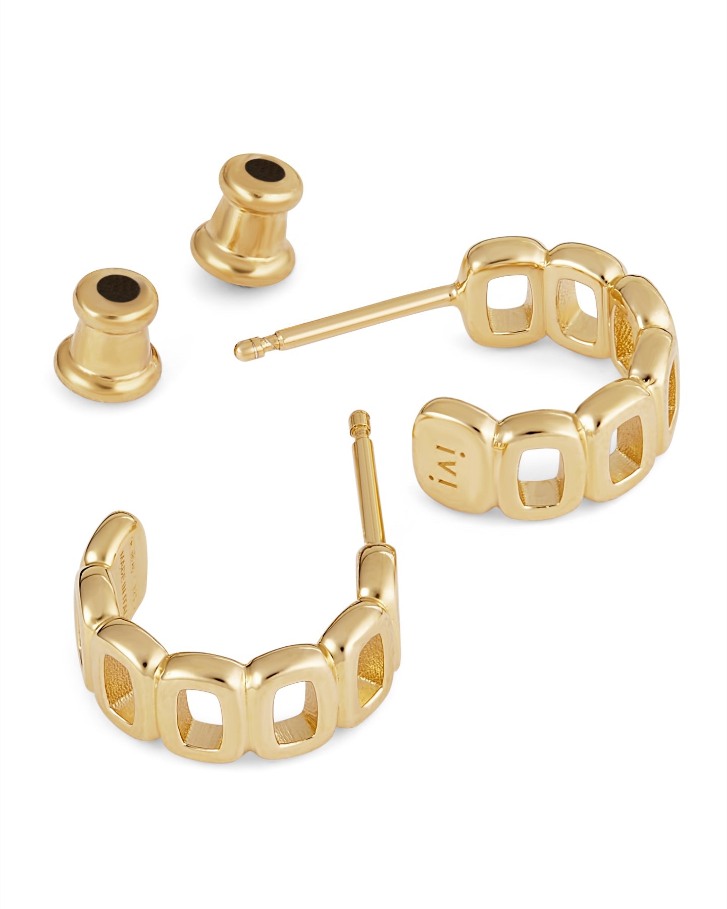 A pair of gold-plated mini toy hoop earrings with oval links.