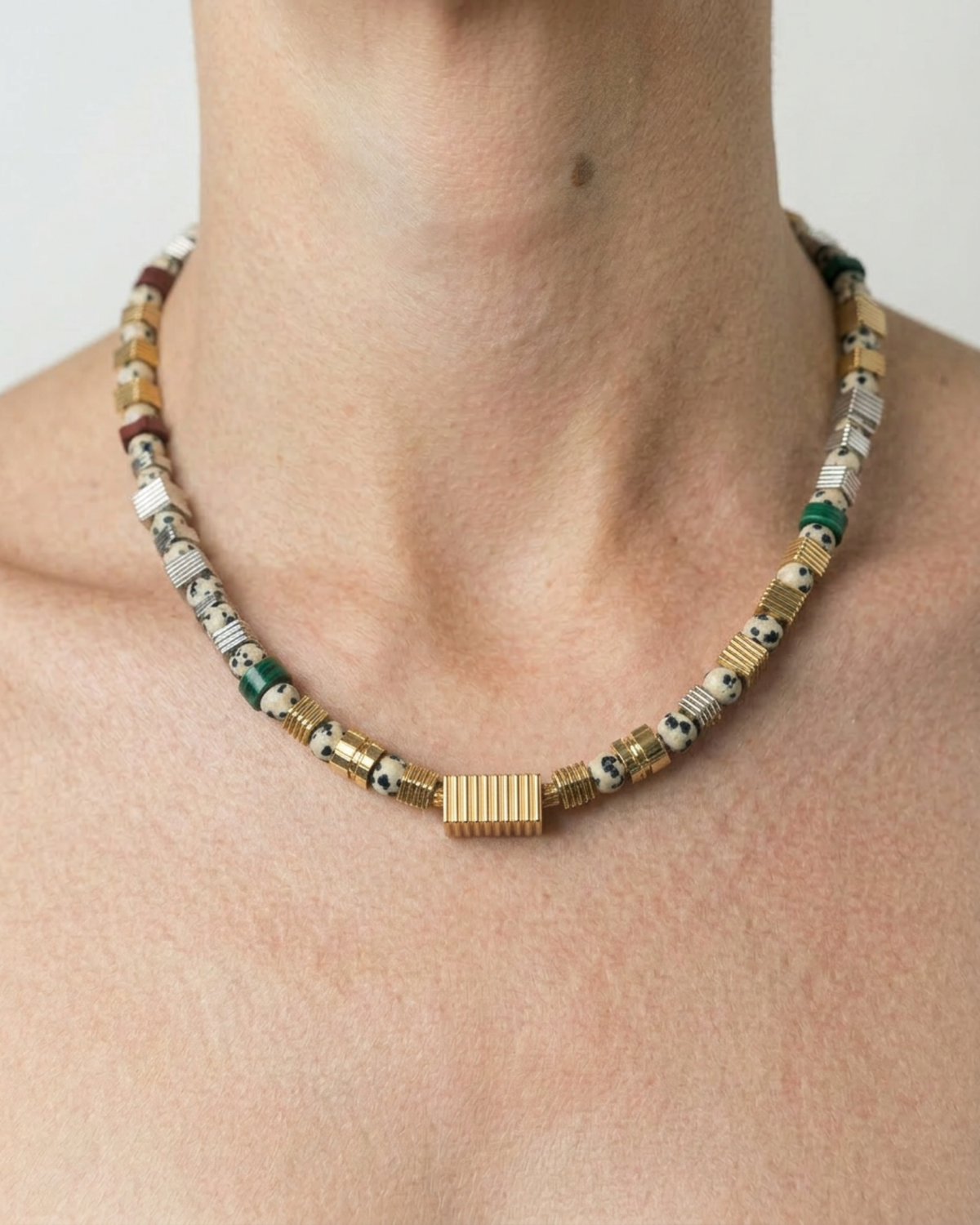 ELSA NECKLACE