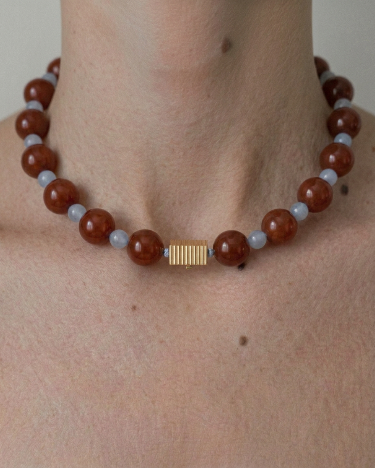 KELLY AQUA RED NECKLACE