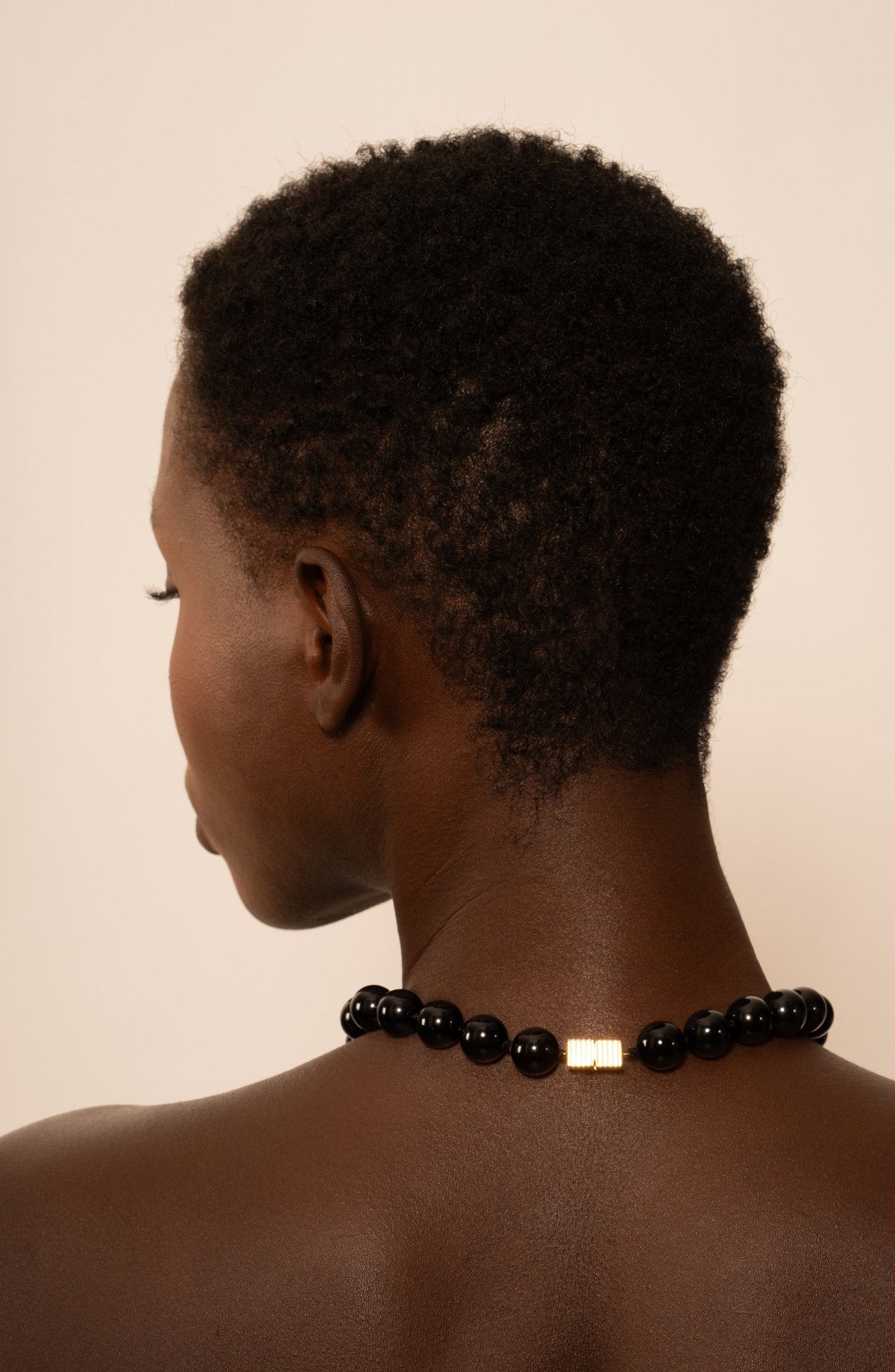 LINDA ONYX NECKLACE - IVILOSANGELES.COM