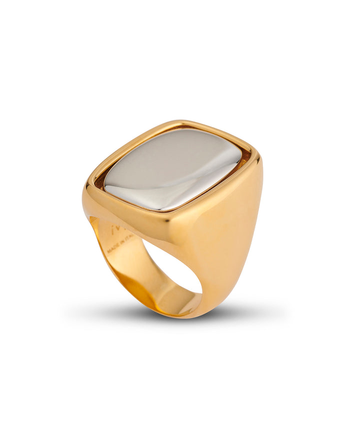 TOY SIGNET RING