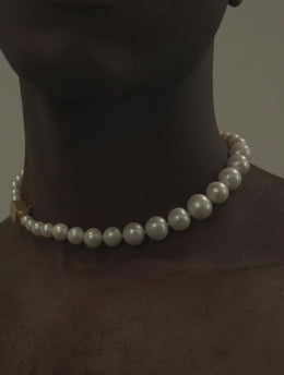 LINDA PEARL NECKLACE